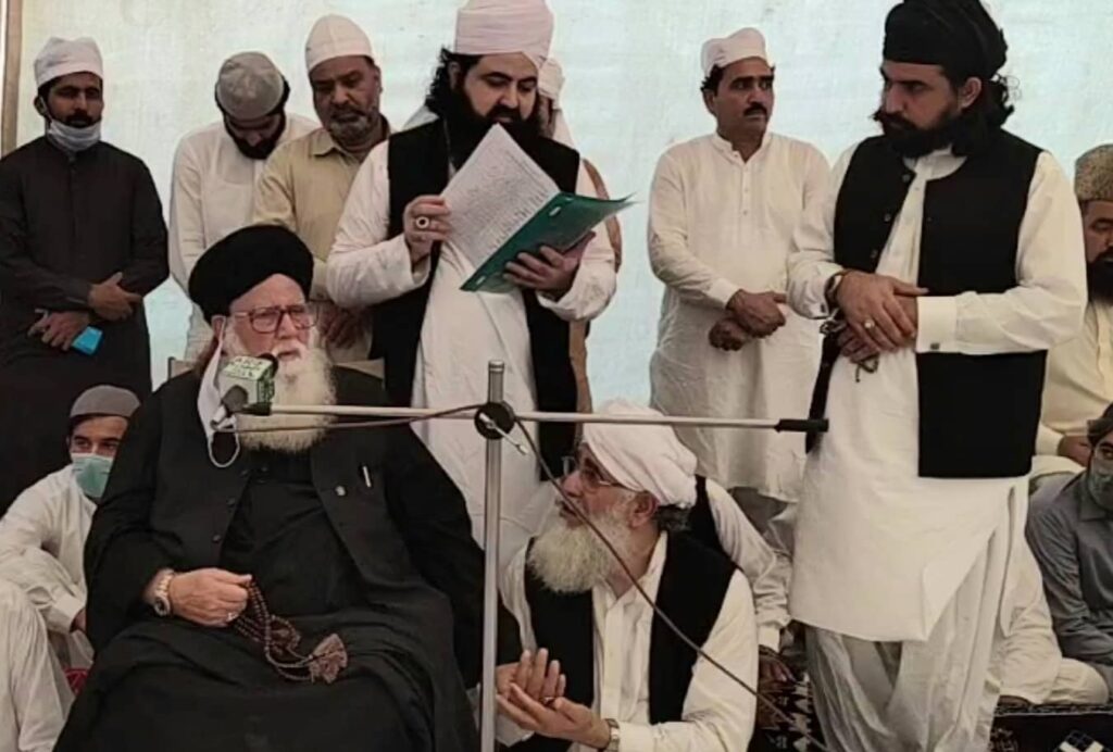 Instagram post from chura_shareef. This post is in position 0.