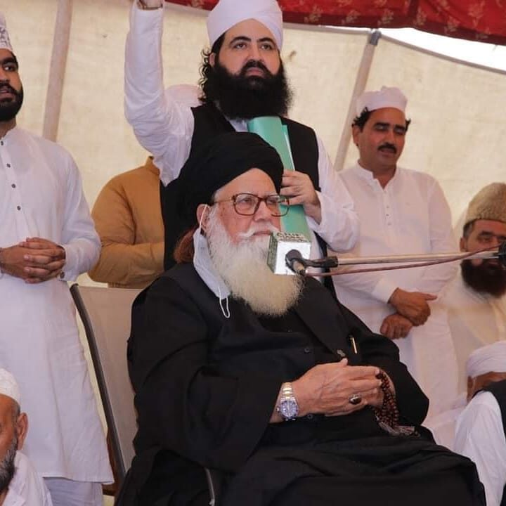 Instagram post from chura_shareef. This post is in position 0.