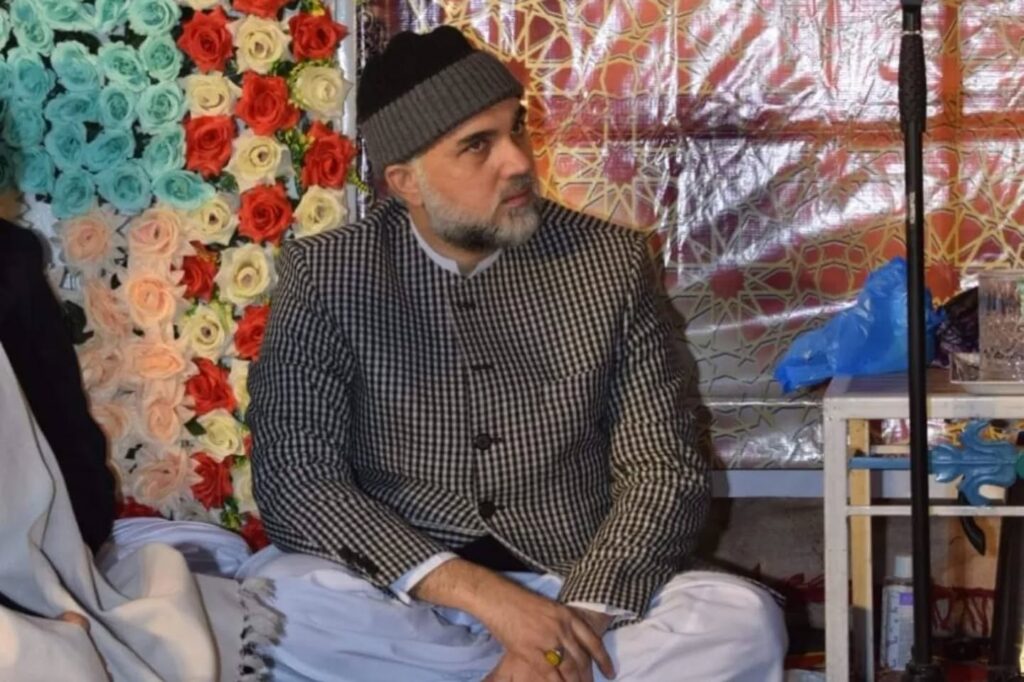 Instagram post from chura_shareef. This post is in position 3.