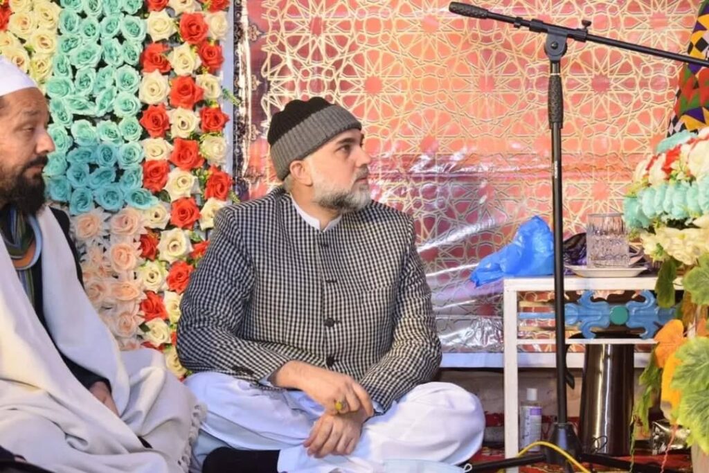 Instagram post from chura_shareef. This post is in position 4.