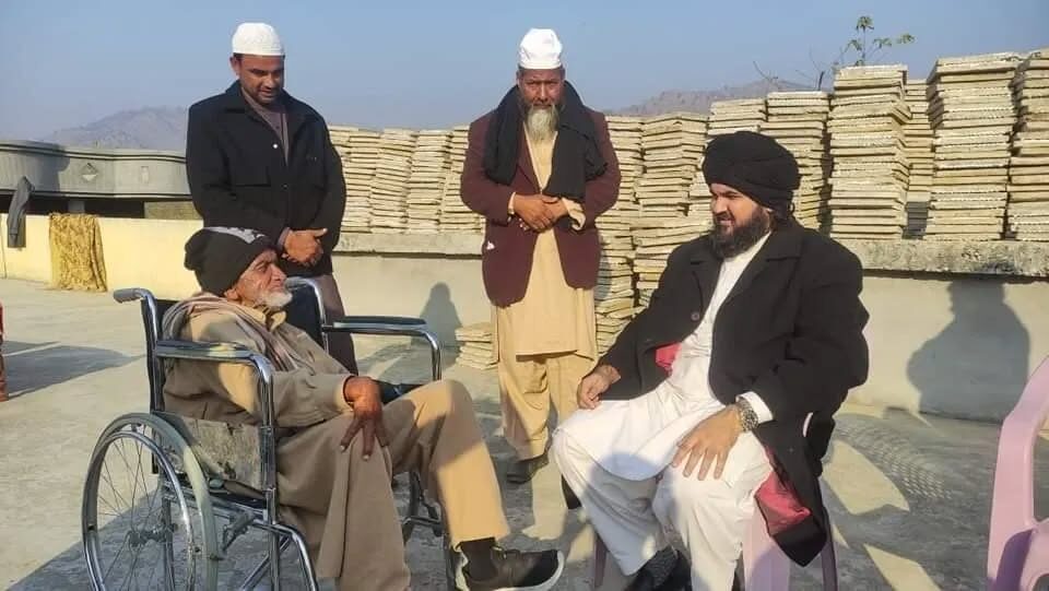 Instagram post from chura_shareef. This post is in position 0.