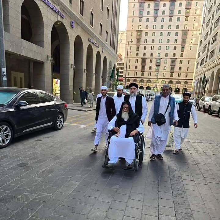 Instagram post from chura_shareef. This post is in position 0.