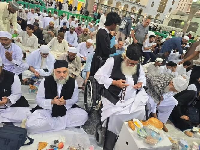 Instagram post from chura_shareef. This post is in position 5.