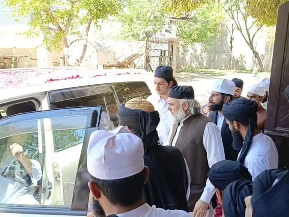 Instagram post from chura_shareef. This post is in position 6.